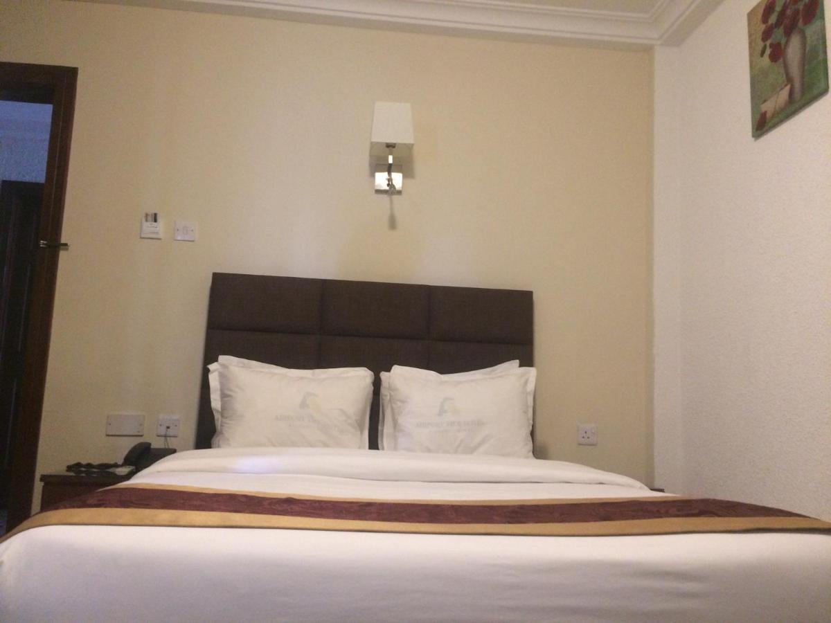 Airport View Hotel Accra Exteriör bild