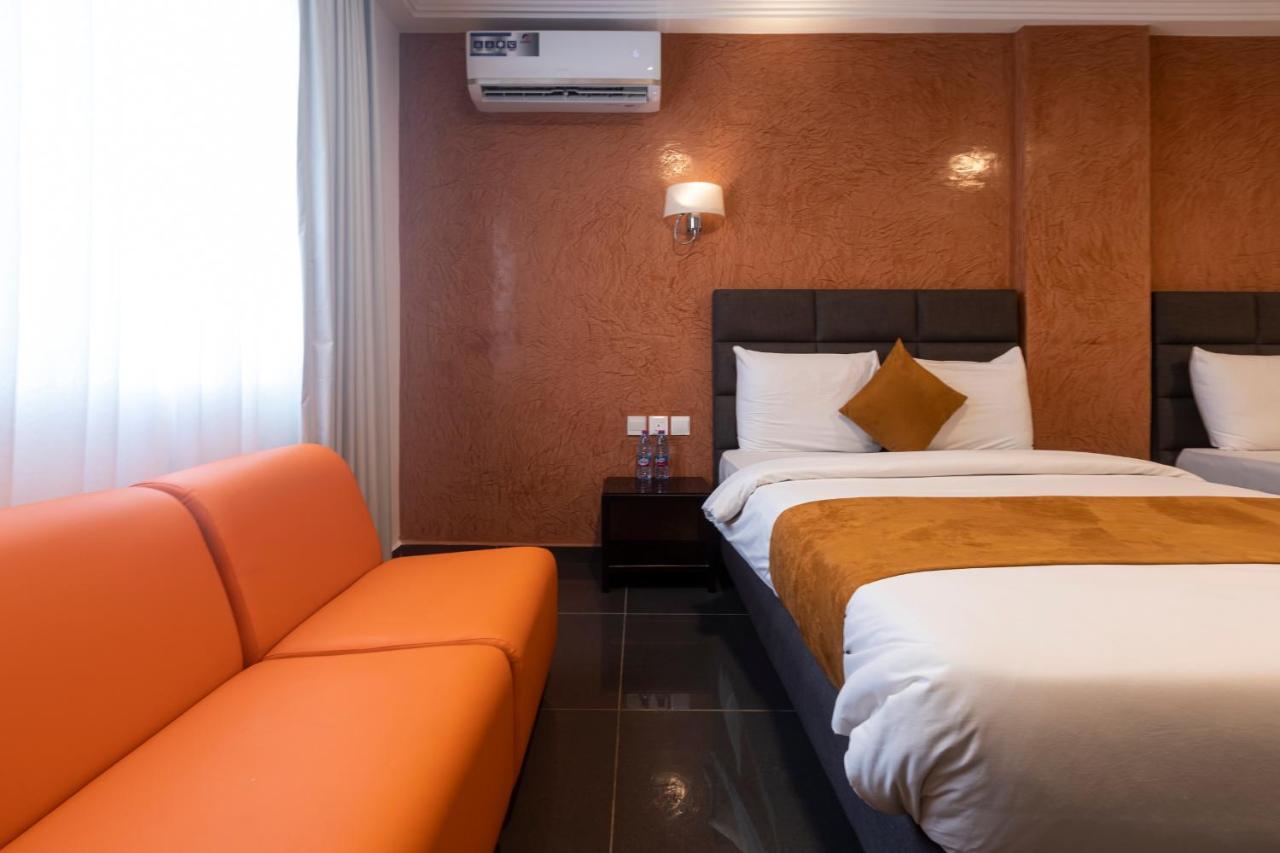 Airport View Hotel Accra Exteriör bild