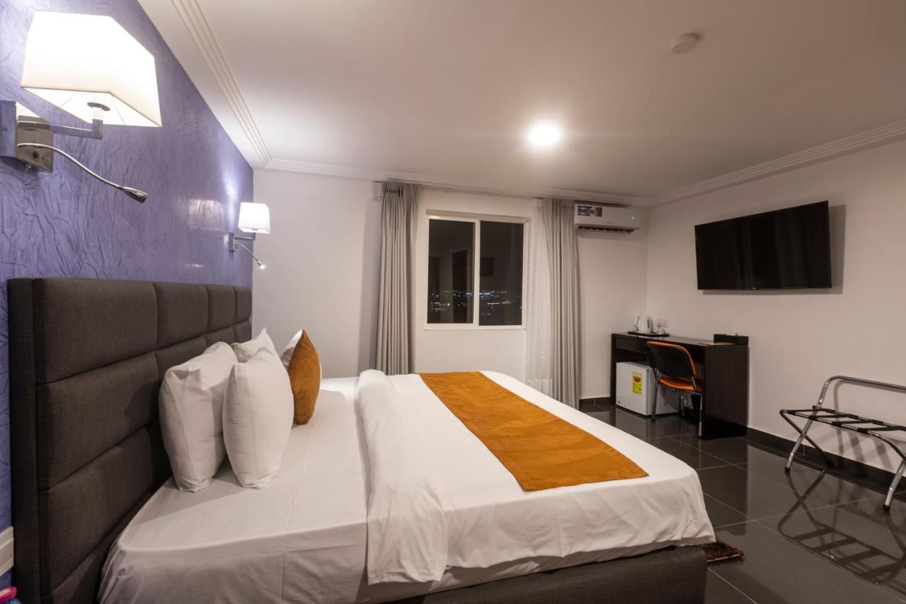 Airport View Hotel Accra Exteriör bild