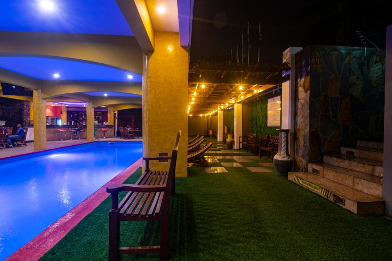 Airport View Hotel Accra Exteriör bild